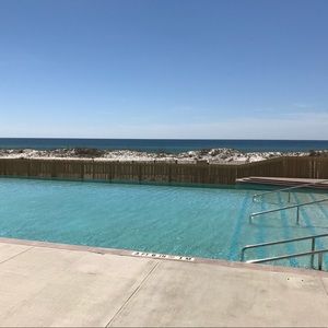 Meet your Posher, Makayla